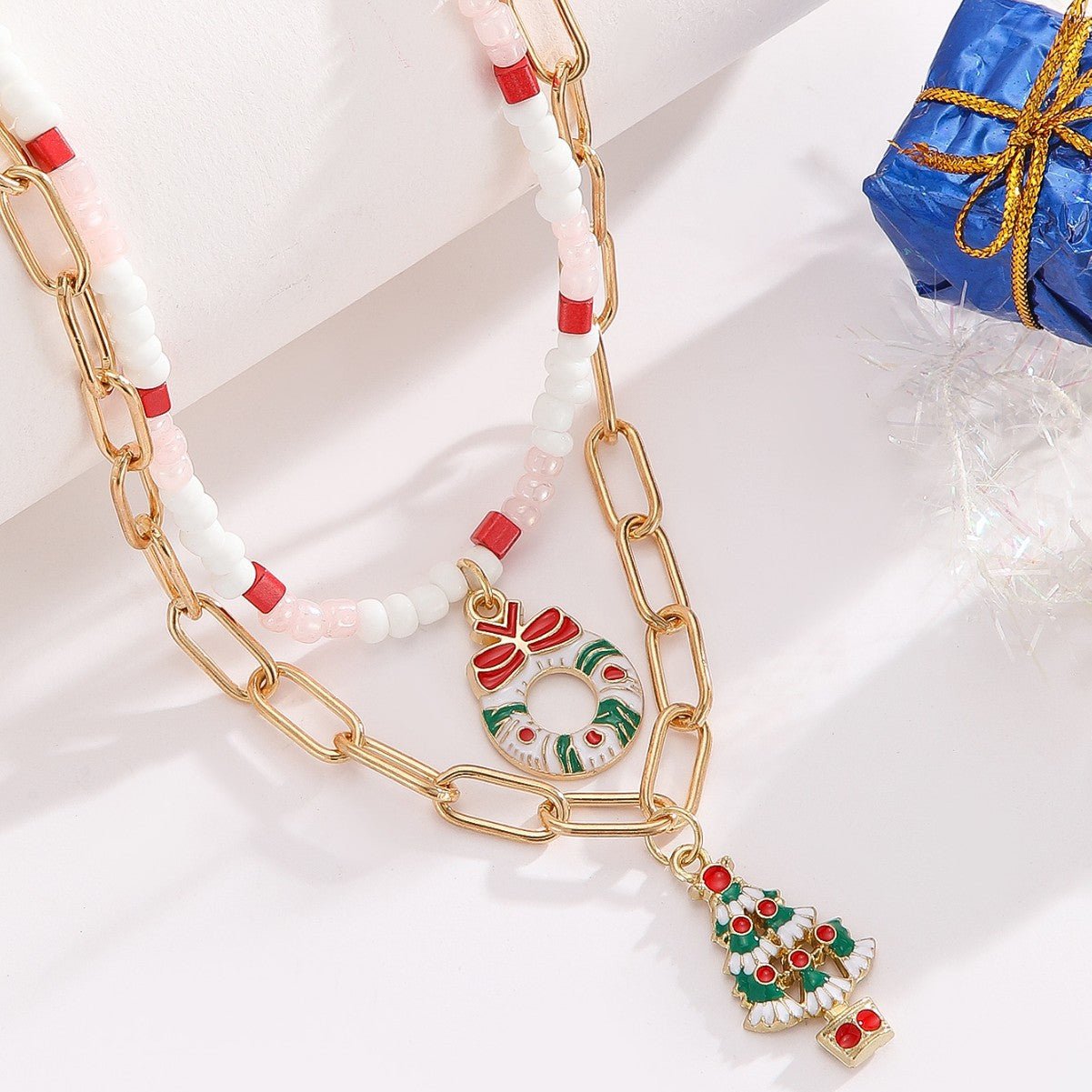 Mädchen Weihnachtsmann Anhänger für Weihnachtsbaum mit Schneeflocken Design - Si.Kreativkauf